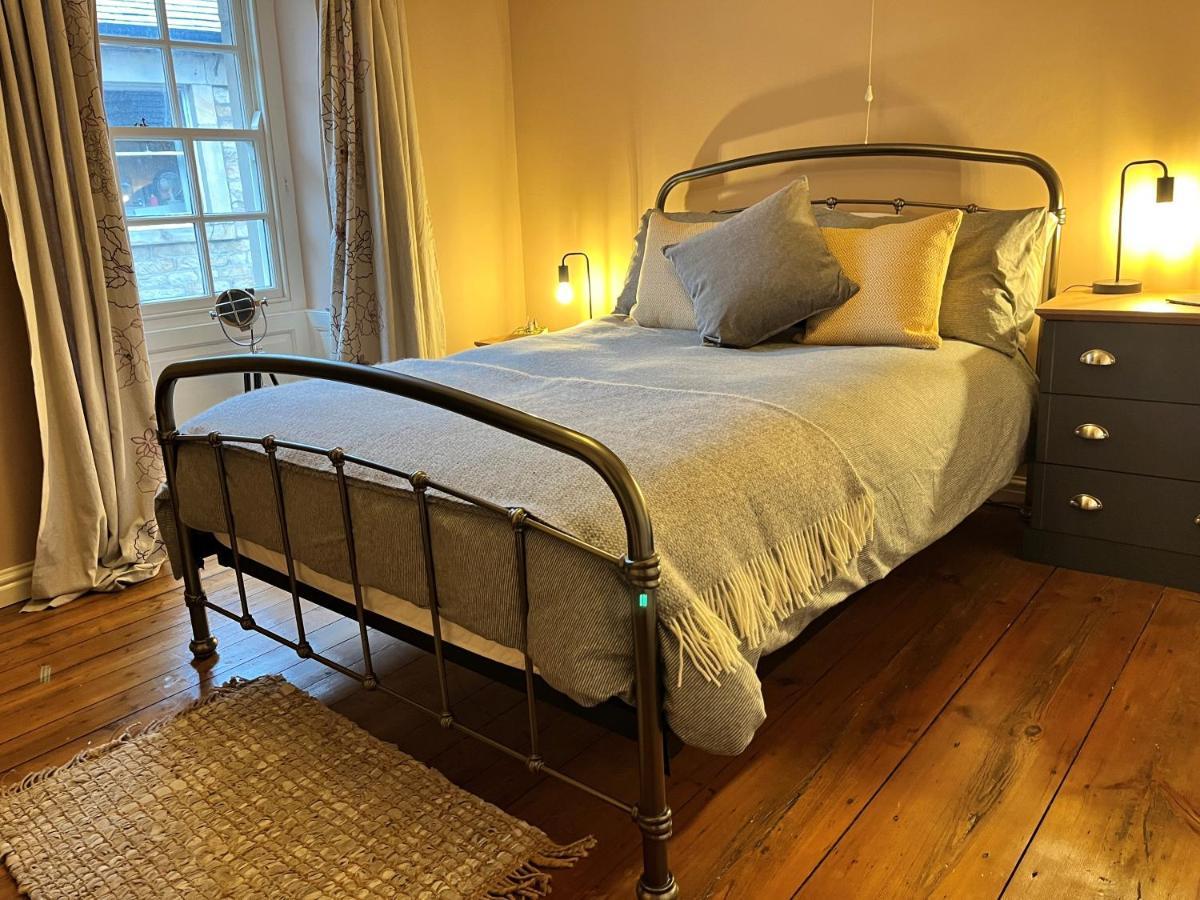 5 Castle Hill Holiday home *