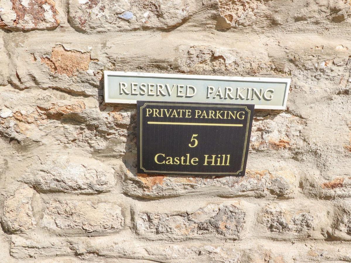 Holiday home 5 Castle Hill